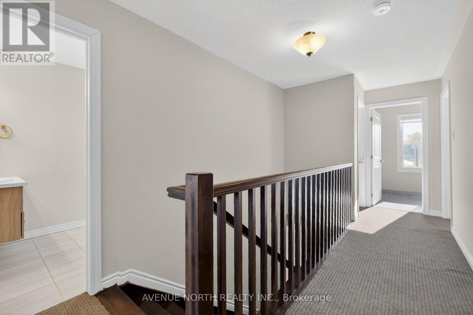 715 Vennecy Terrace, Ottawa, Ontario  K1W 0N3 - Photo 24 - X12748290