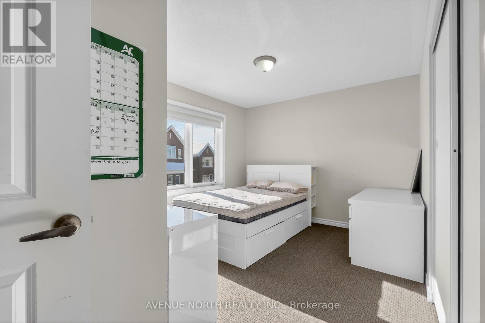 715 Vennecy Terrace, Ottawa, Ontario  K1W 0N3 - Photo 26 - X12748290