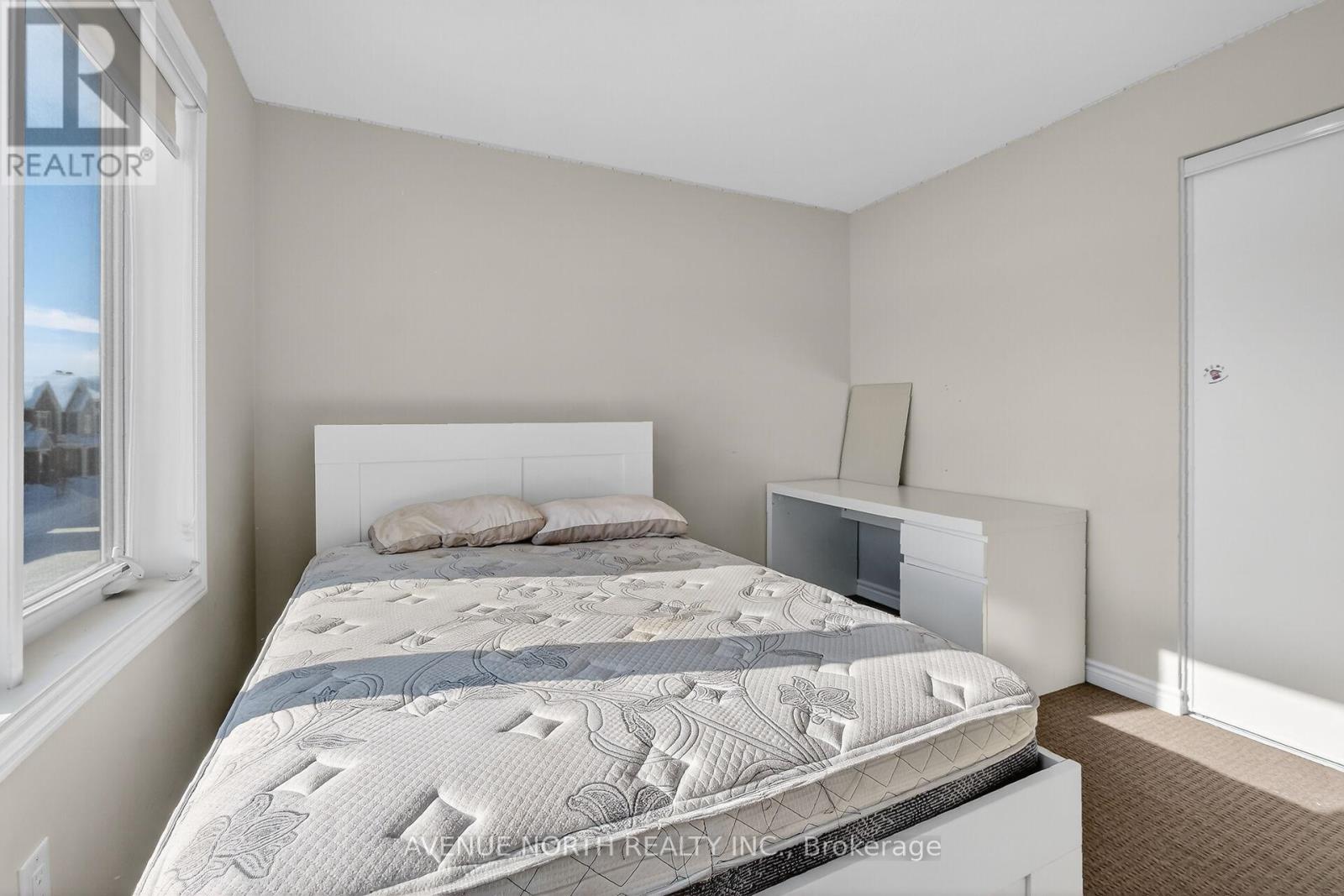 715 Vennecy Terrace, Ottawa, Ontario  K1W 0N3 - Photo 28 - X12748290