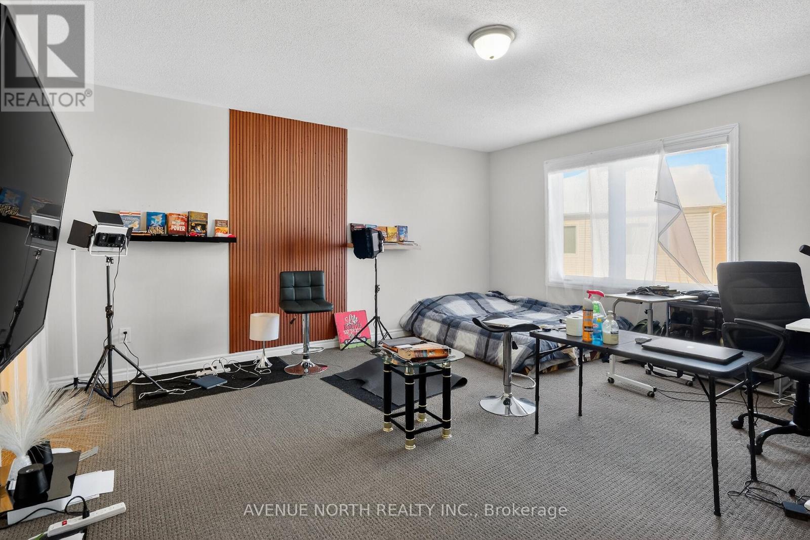 715 Vennecy Terrace, Ottawa, Ontario  K1W 0N3 - Photo 37 - X12748290