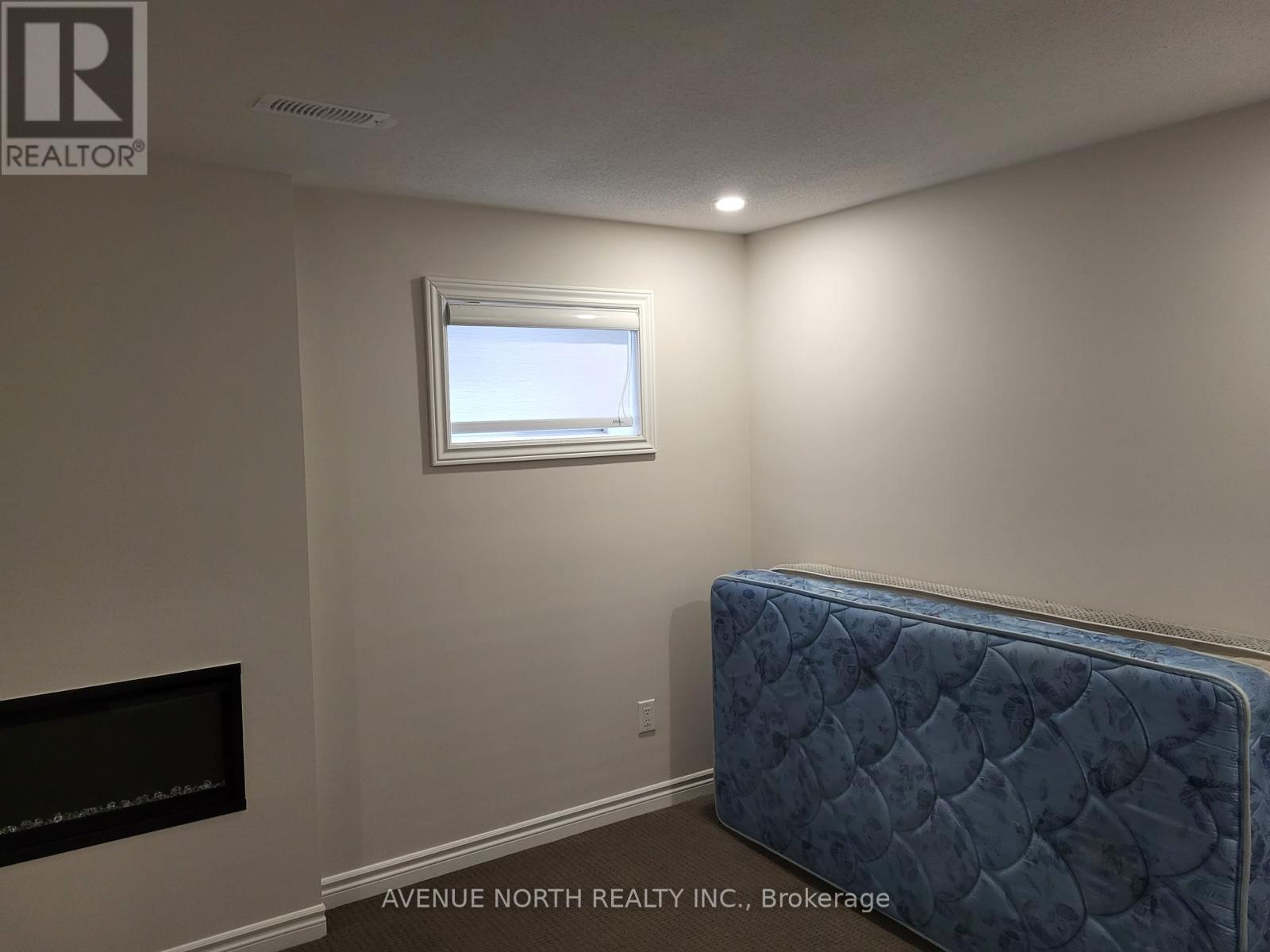 715 Vennecy Terrace, Ottawa, Ontario  K1W 0N3 - Photo 44 - X12748290