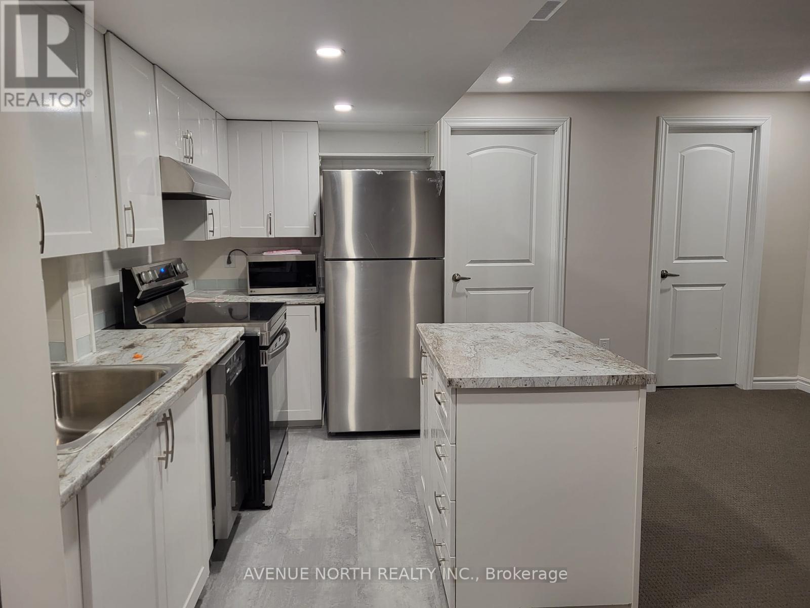 715 Vennecy Terrace, Ottawa, Ontario  K1W 0N3 - Photo 46 - X12748290