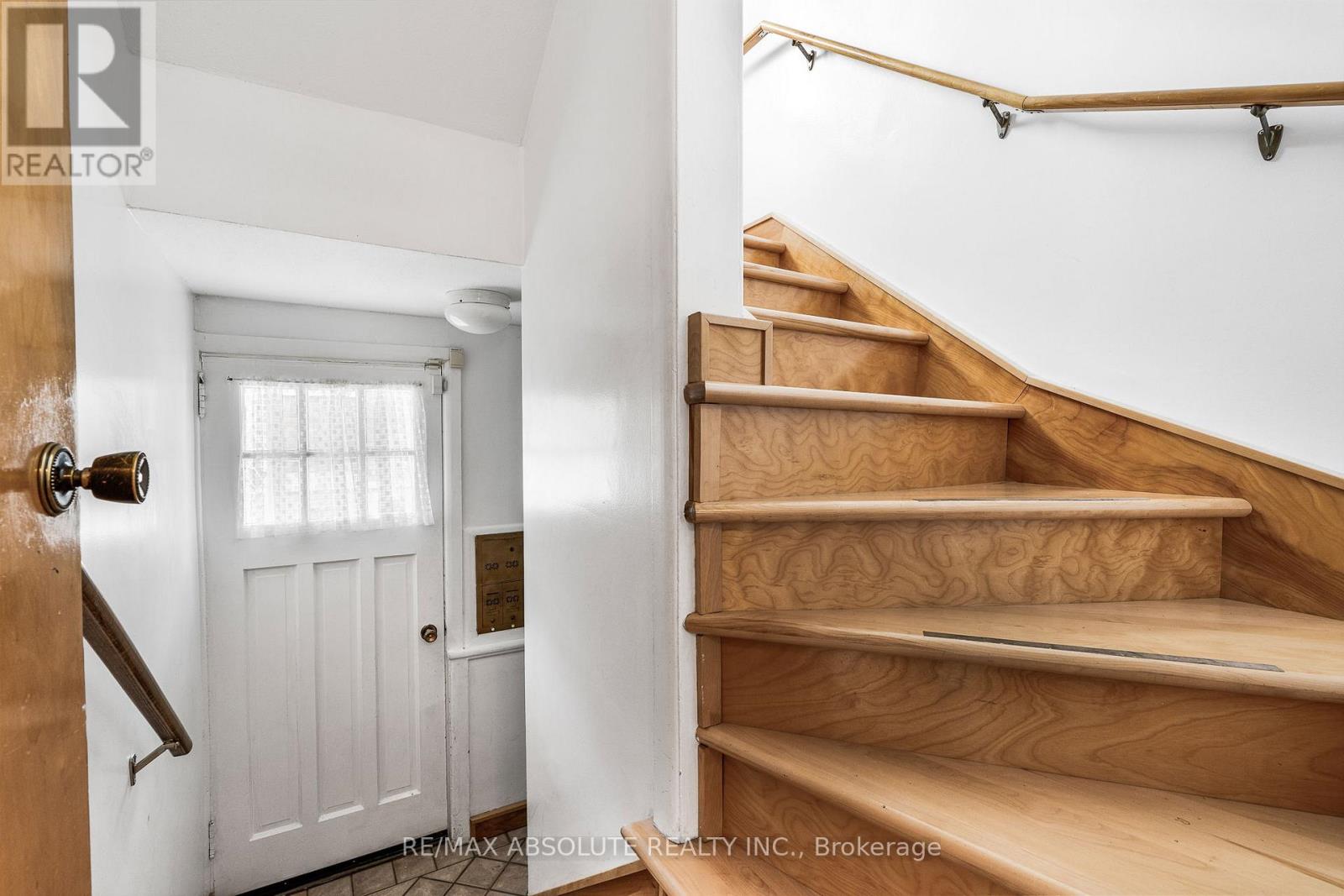 352 Lacasse Avenue, Ottawa, Ontario  K1L 7A9 - Photo 15 - X12748326