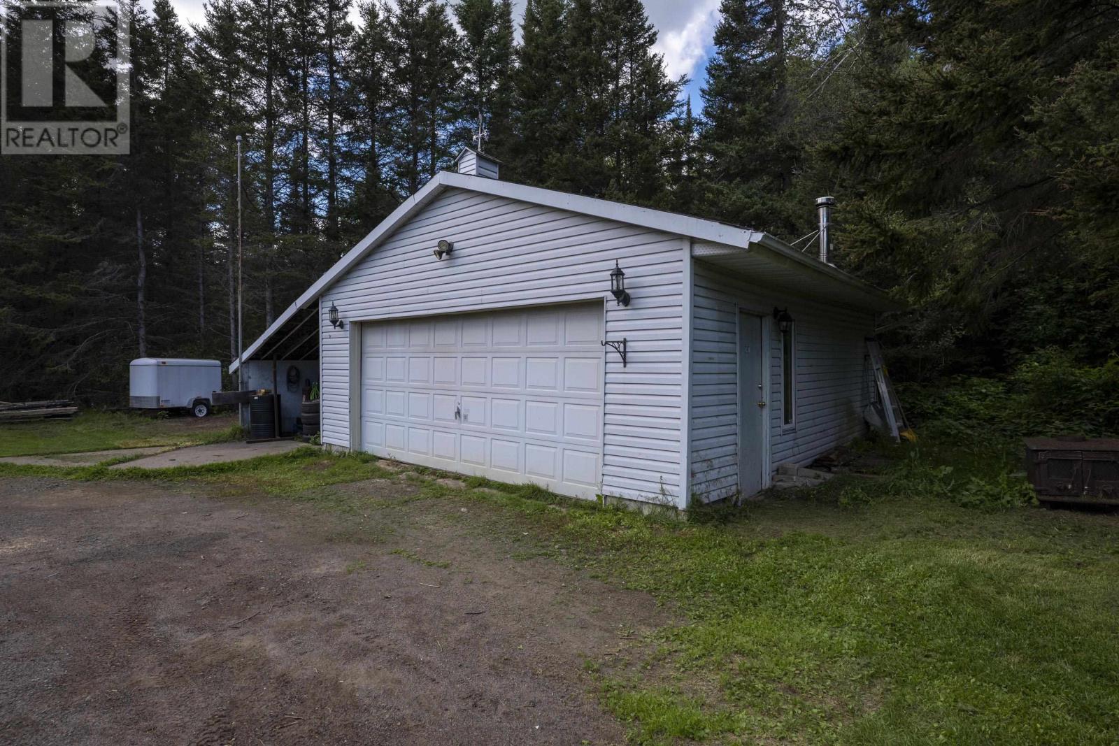 230 Gus Wouri Rd, Thunder Bay, Ontario  P7G 2G6 - Photo 14 - TB253591