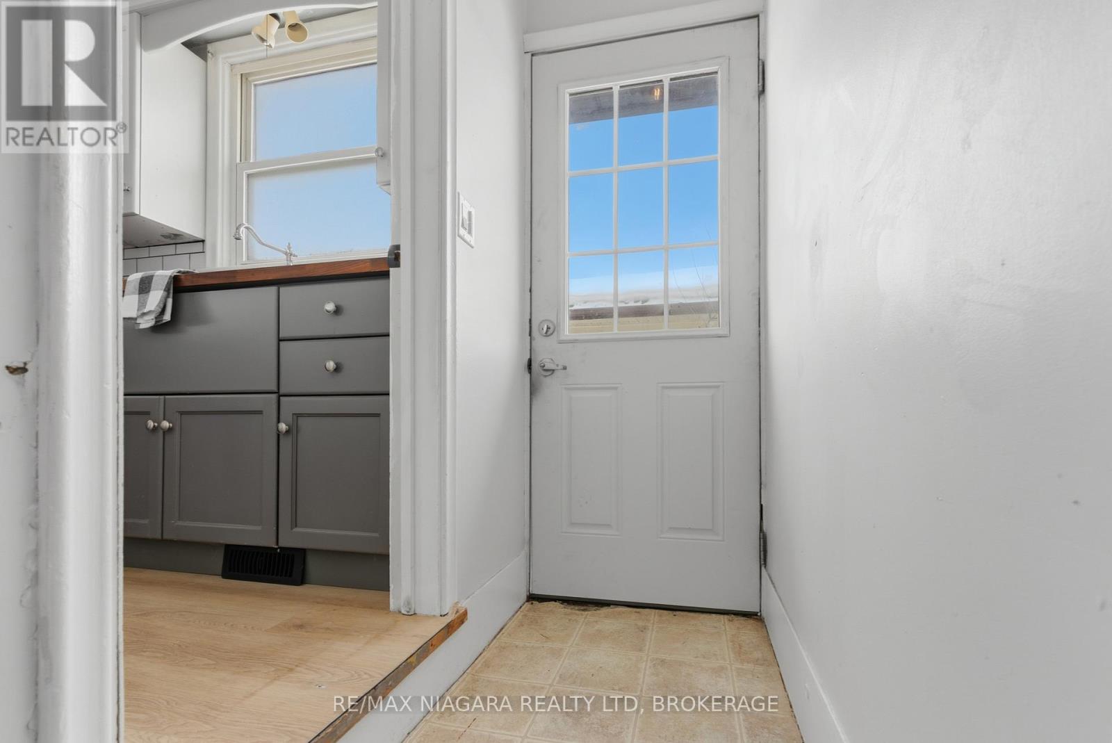 47 Bloomfield Avenue, St. Catharines (Secord Woods), Ontario  L2P 1X2 - Photo 17 - X12748184