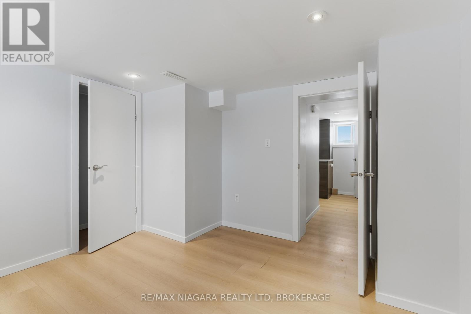 47 Bloomfield Avenue, St. Catharines (Secord Woods), Ontario  L2P 1X2 - Photo 25 - X12748184