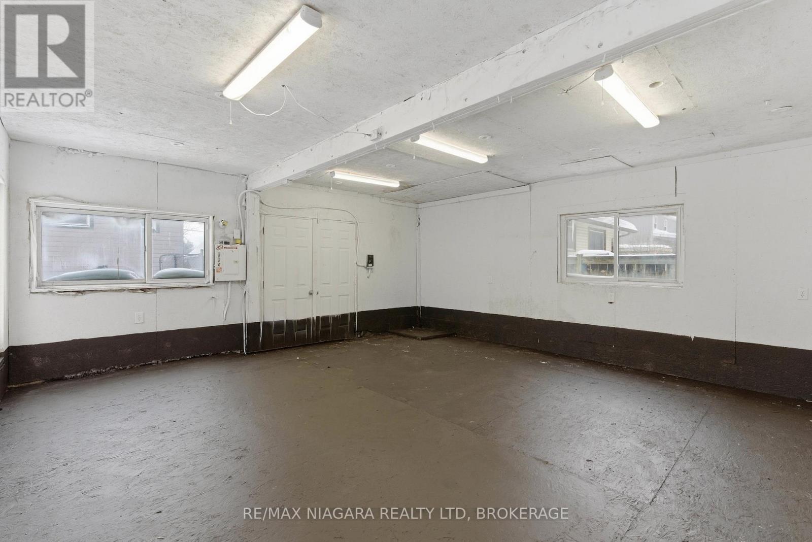 47 Bloomfield Avenue, St. Catharines (Secord Woods), Ontario  L2P 1X2 - Photo 29 - X12748184