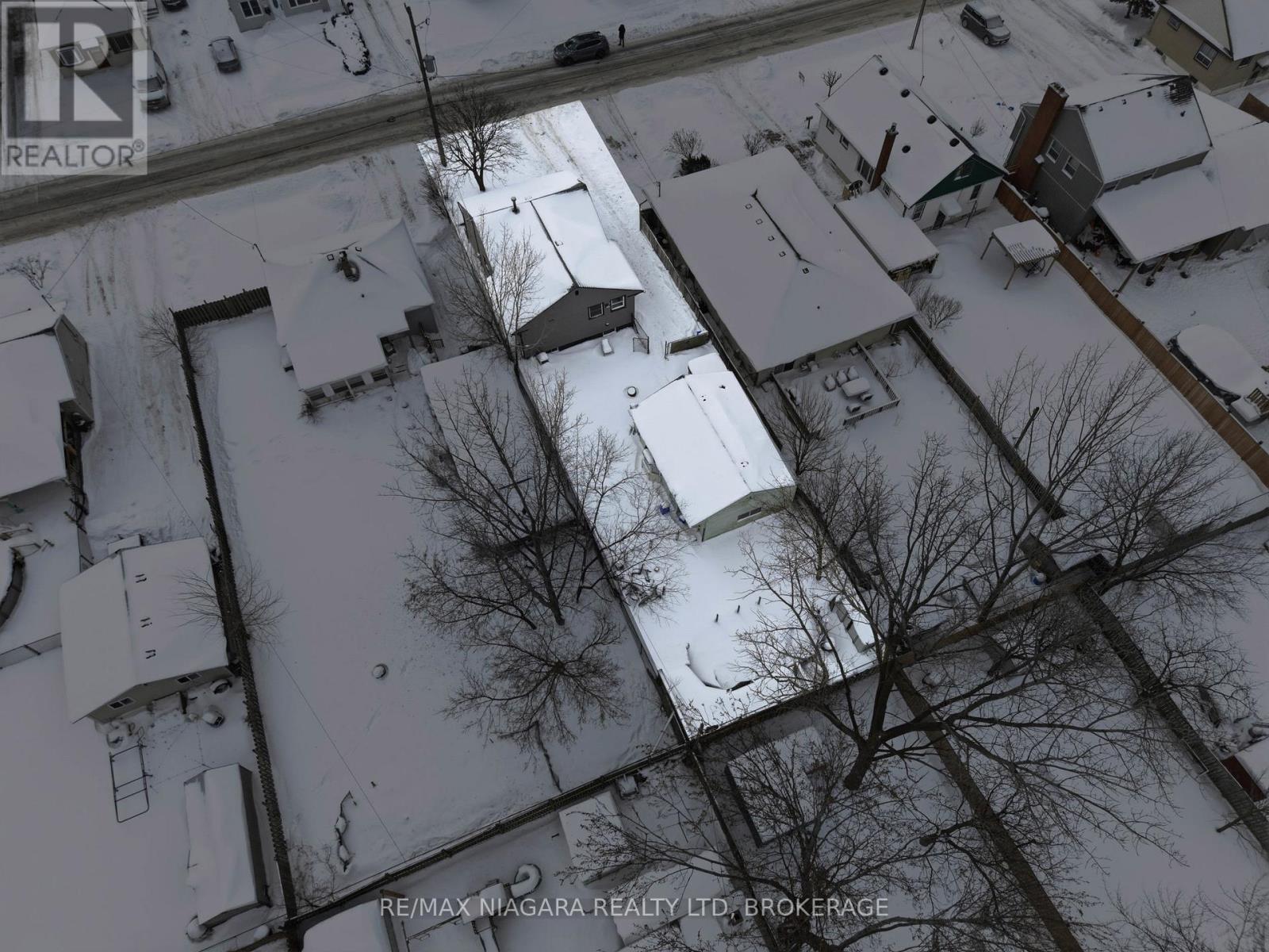 47 Bloomfield Avenue, St. Catharines (Secord Woods), Ontario  L2P 1X2 - Photo 30 - X12748184