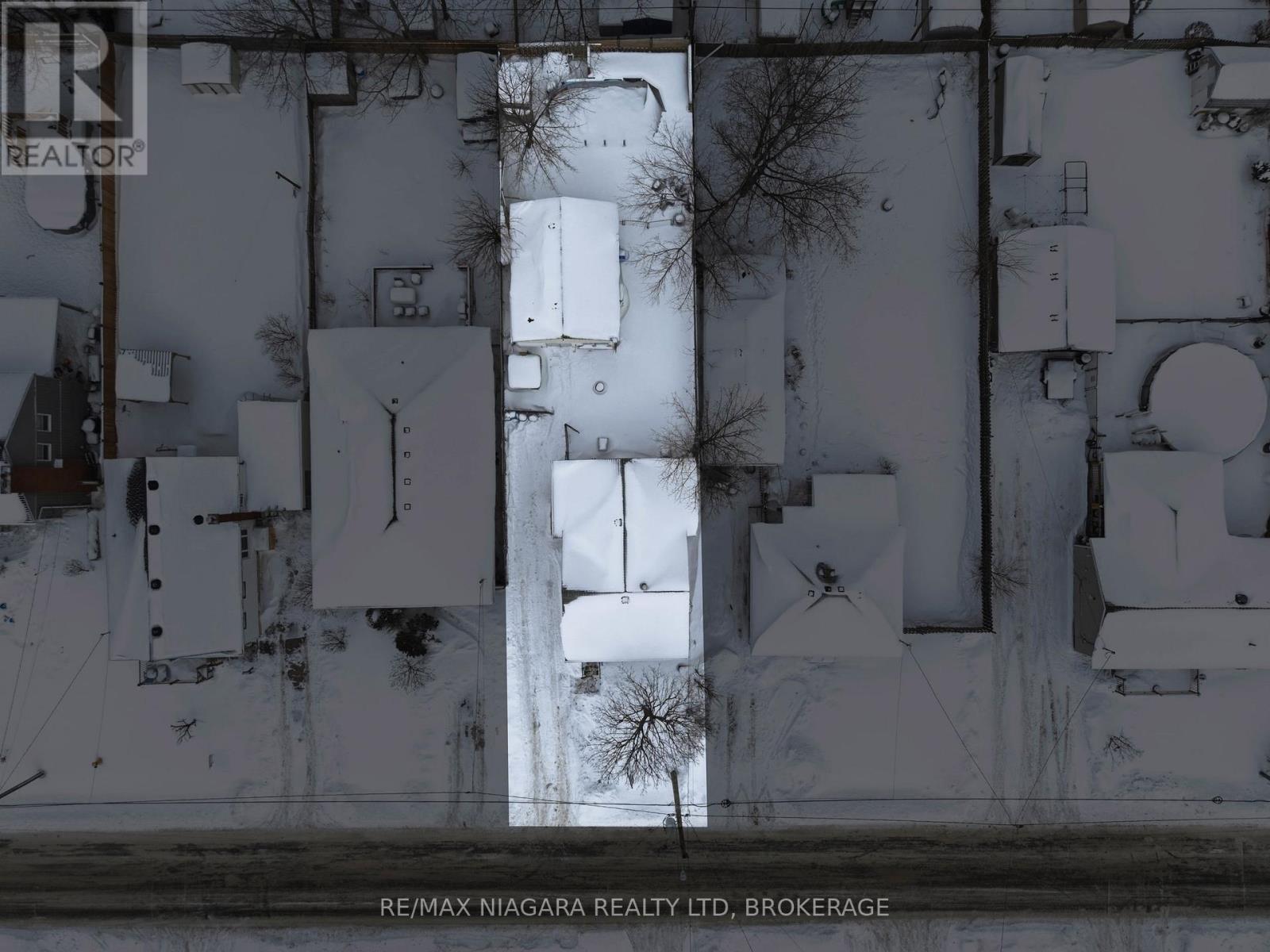 47 Bloomfield Avenue, St. Catharines (Secord Woods), Ontario  L2P 1X2 - Photo 31 - X12748184