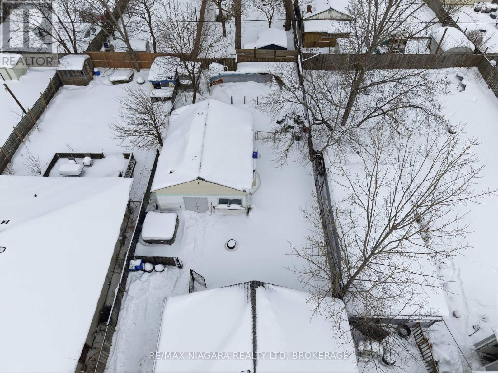 47 Bloomfield Avenue, St. Catharines (Secord Woods), Ontario  L2P 1X2 - Photo 32 - X12748184