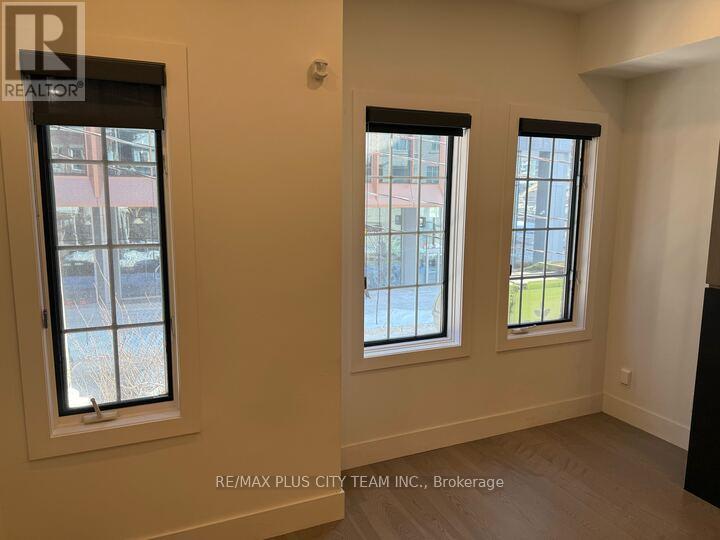 B - 4 Portland Street, Toronto, Ontario  M5V 3N6 - Photo 7 - C12646304