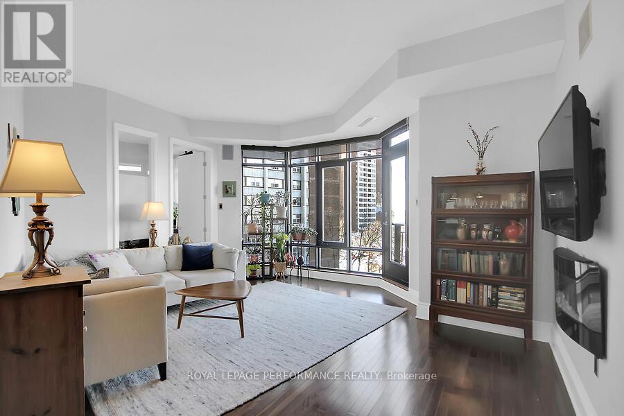 409 - 420 Berkley Avenue, Ottawa, Ontario  K2A 4H5 - Photo 7 - X12668538