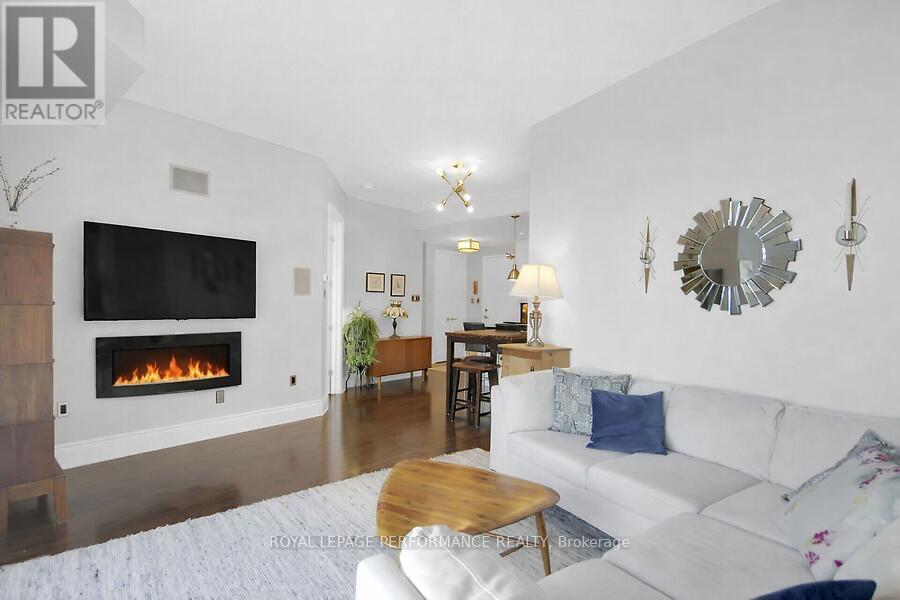 409 - 420 Berkley Avenue, Ottawa, Ontario  K2A 4H5 - Photo 5 - X12668538