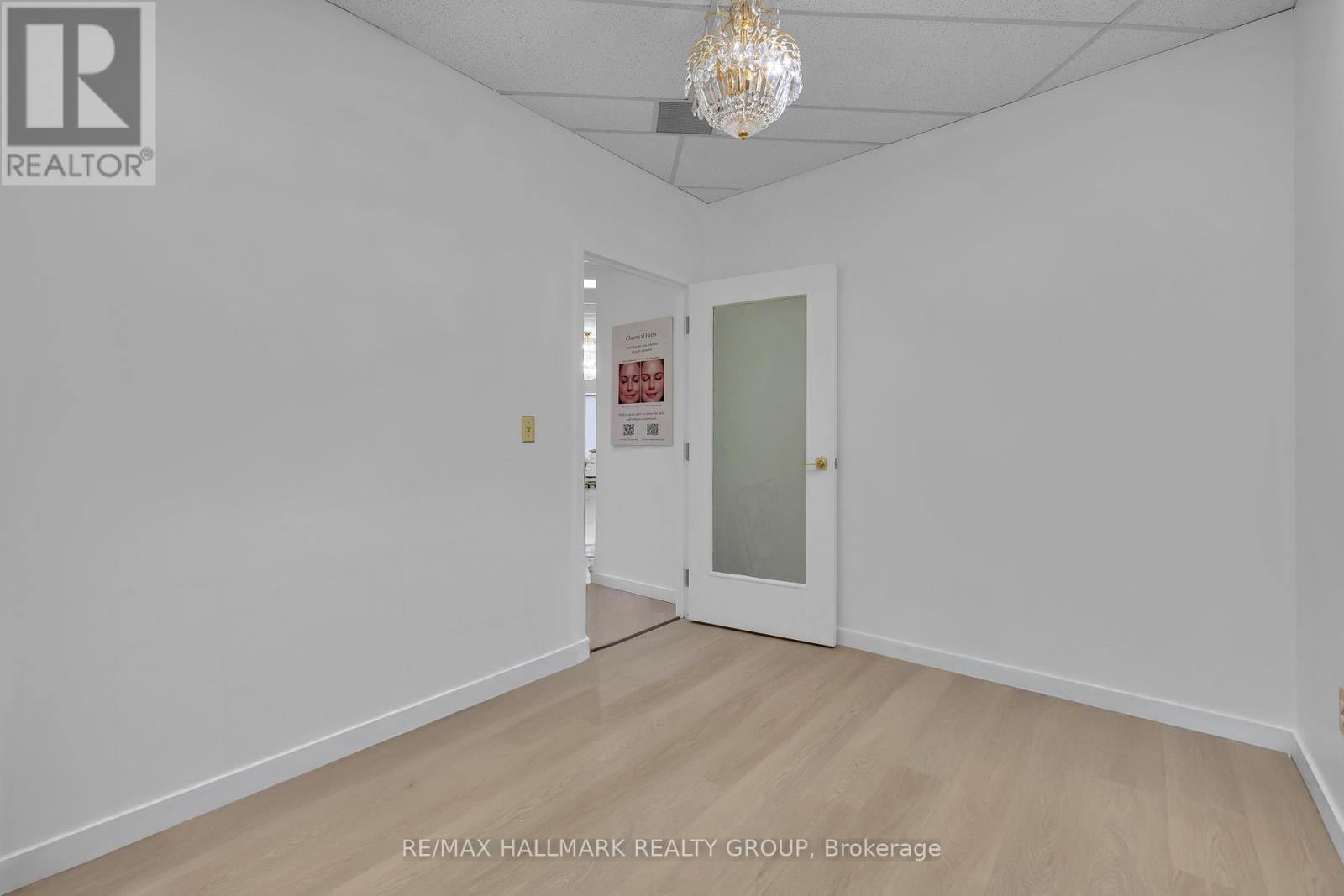 115  (Room 1) - 106 Colonnade Road, Ottawa, Ontario  K2E 7L6 - Photo 28 - X12747604