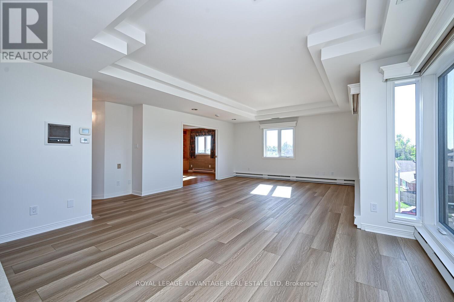 401 - 10 Armstrong Drive, Smiths Falls, Ontario  K7A 5H8 - Photo 4 - X12748142