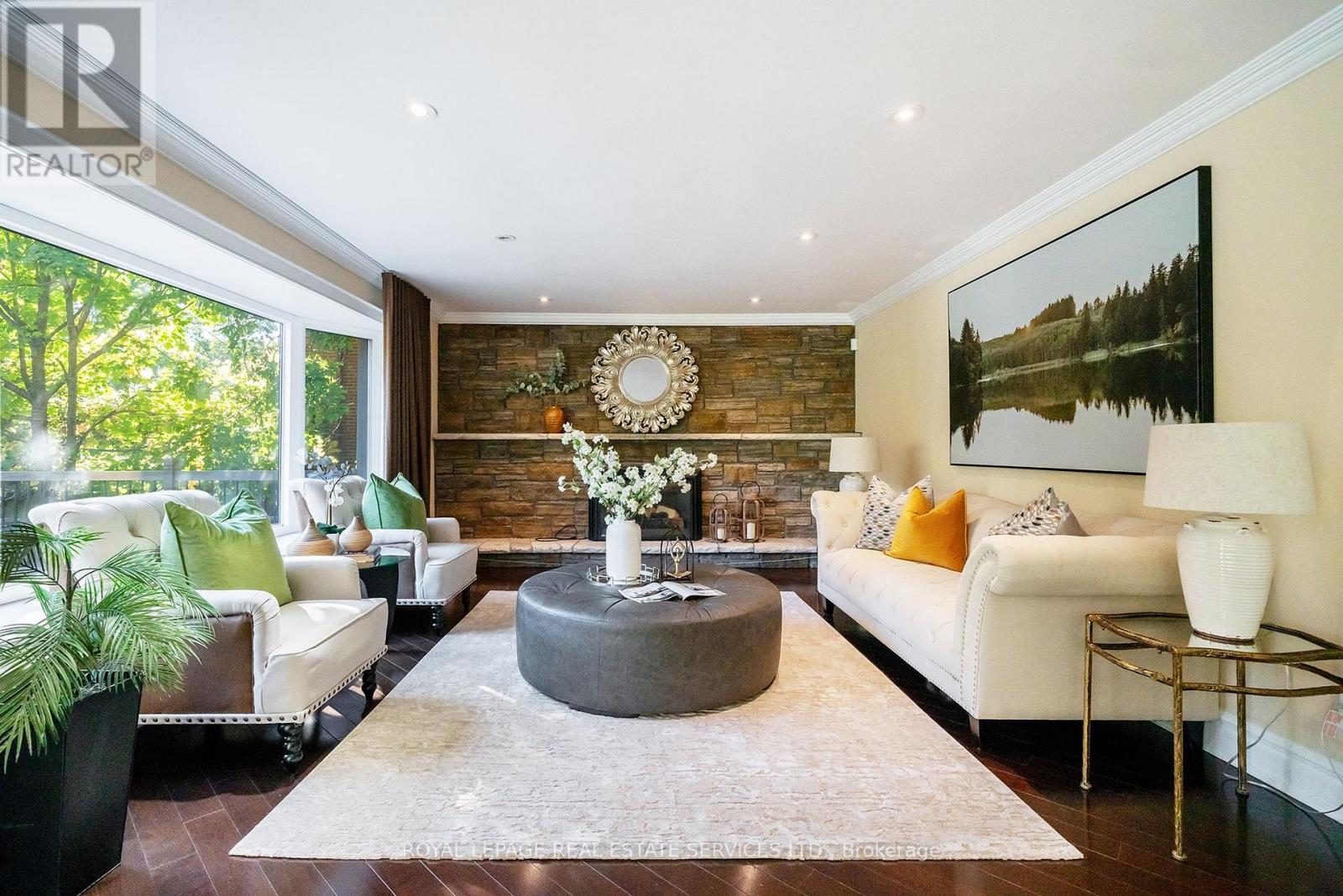 3278 Credit Heights Drive, Mississauga, Ontario  L5C 2L7 - Photo 13 - W12748130