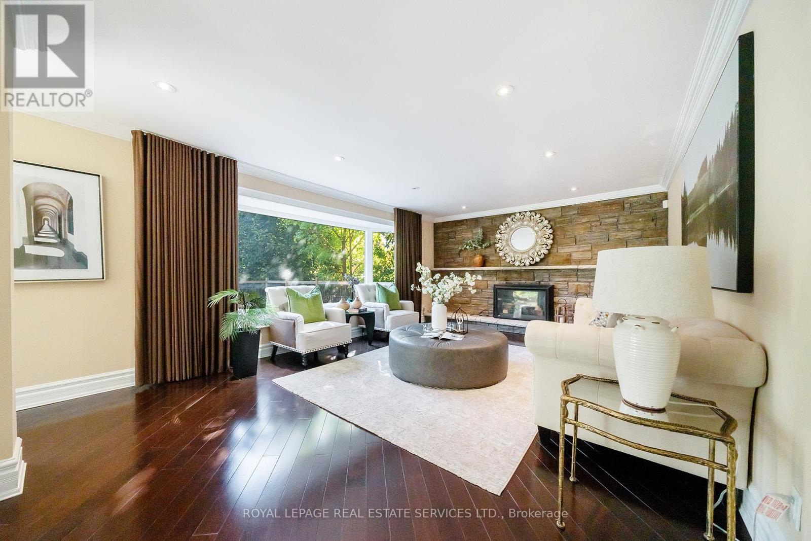 3278 Credit Heights Drive, Mississauga, Ontario  L5C 2L7 - Photo 14 - W12748130