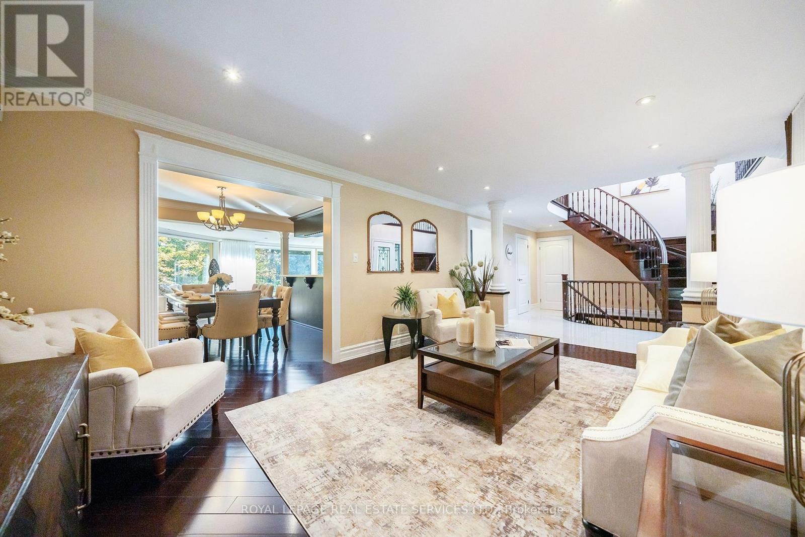 3278 Credit Heights Drive, Mississauga, Ontario  L5C 2L7 - Photo 6 - W12748130