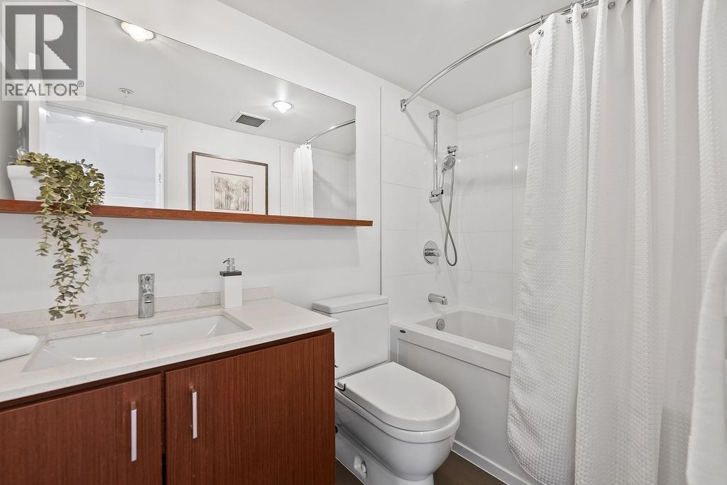 304 221 E 3rd Street, North Vancouver, British Columbia  V7L 1C5 - Photo 20 - R3085217