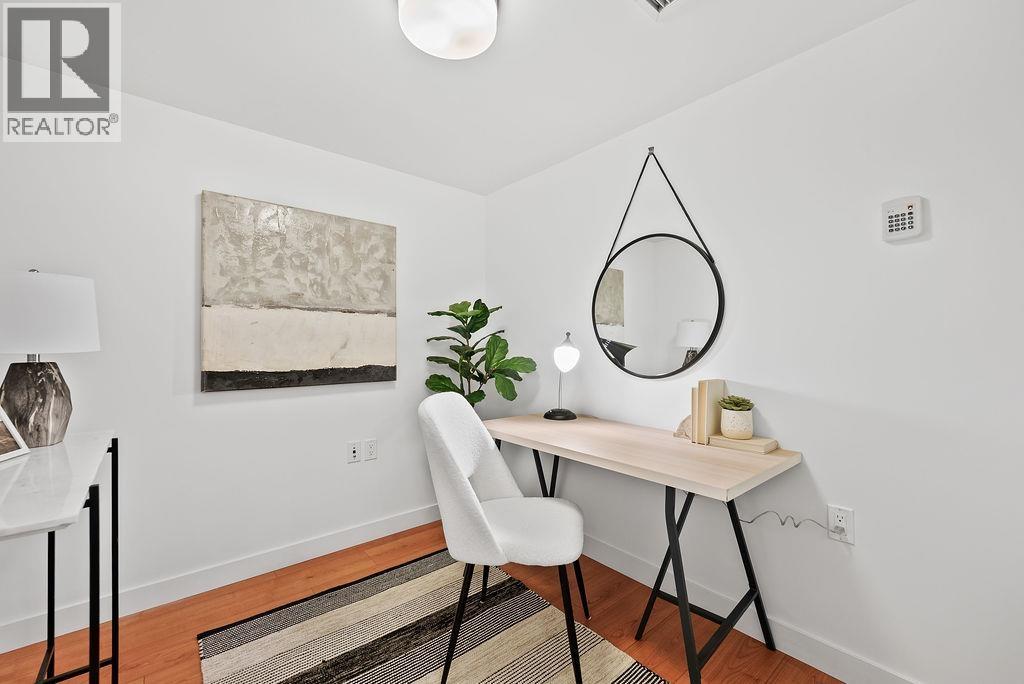 304 221 E 3rd Street, North Vancouver, British Columbia  V7L 1C5 - Photo 6 - R3085217