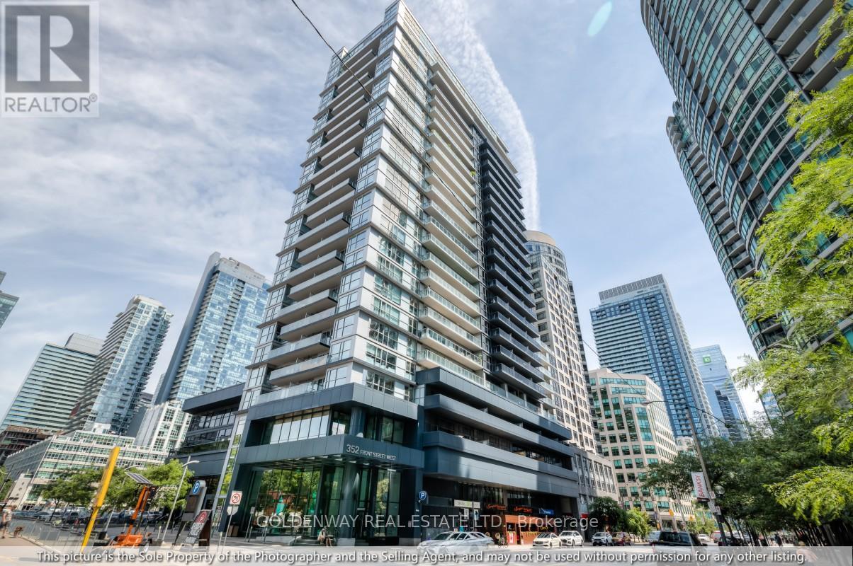 2009 - 352 Front Street W, Toronto (Waterfront Communities), Ontario  M5V 0K3 - Photo 2 - C12748160