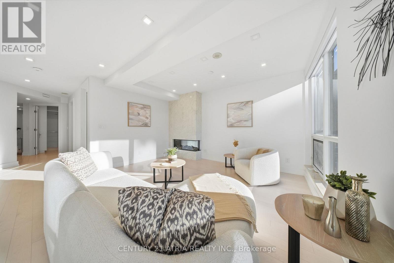 603 - 10 Bellair Street, Toronto, Ontario  M5R 3T8 - Photo 11 - C12748176