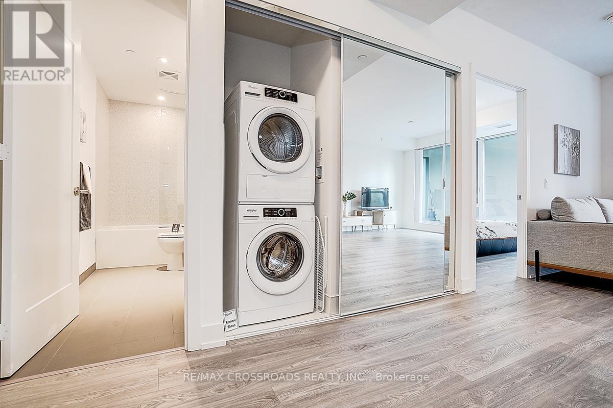 219 - 585 Bloor Street E, Toronto, Ontario  M4W 0B3 - Photo 22 - C12748214