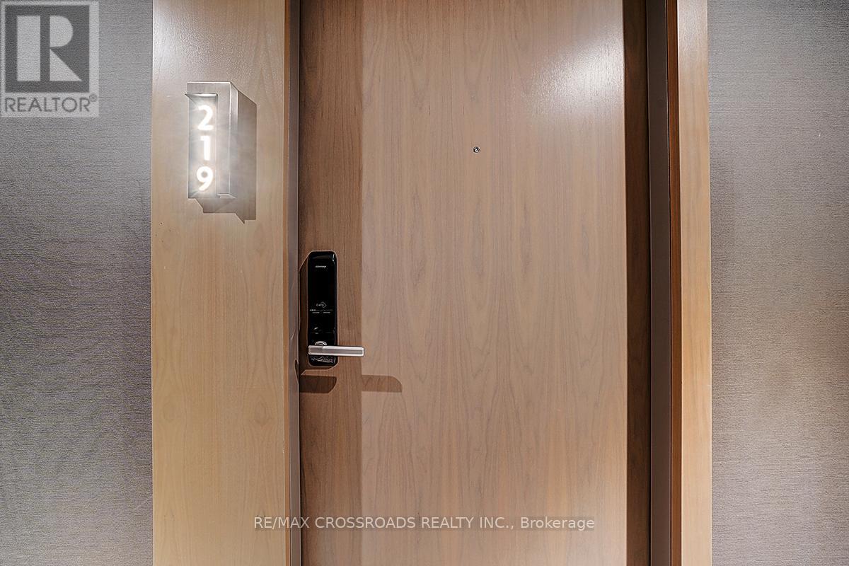 219 - 585 Bloor Street E, Toronto, Ontario  M4W 0B3 - Photo 8 - C12748214