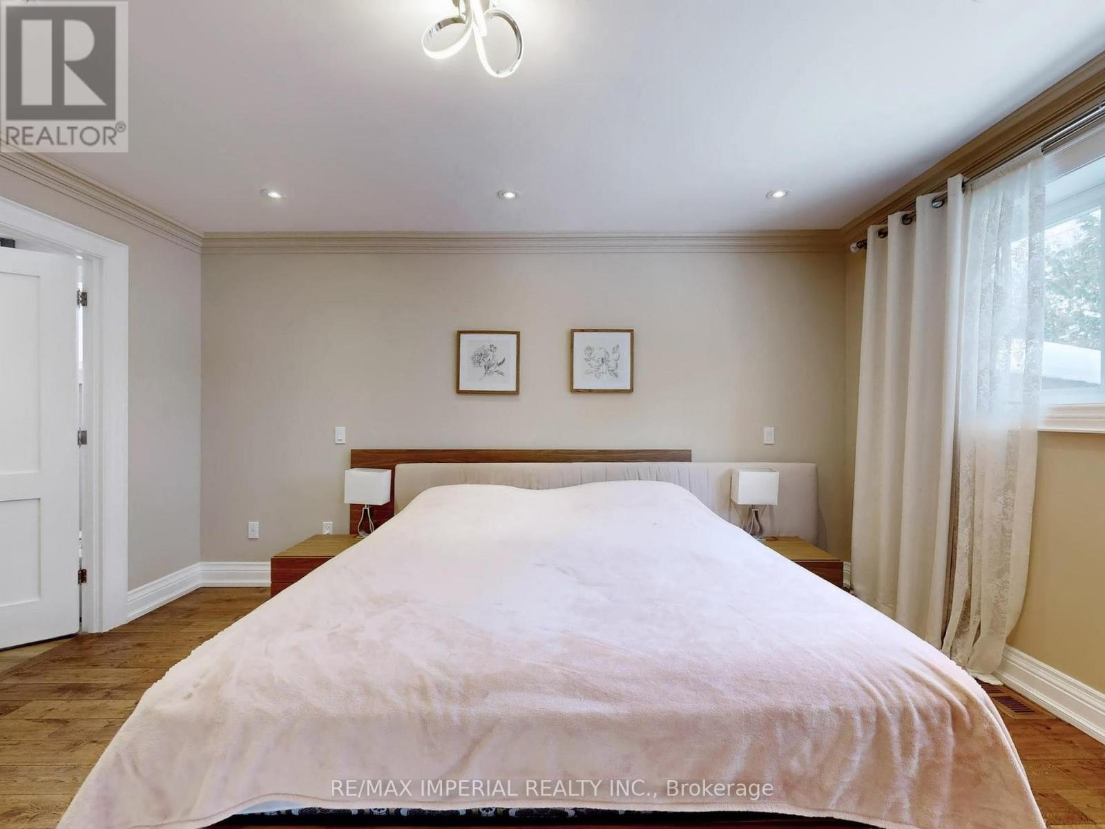 35 Waddington Crescent, Toronto, Ontario  M2J 2Z9 - Photo 17 - C12748334