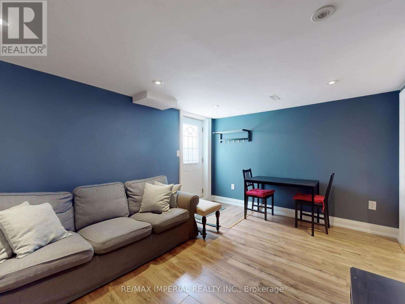 35 Waddington Crescent, Toronto, Ontario  M2J 2Z9 - Photo 28 - C12748334