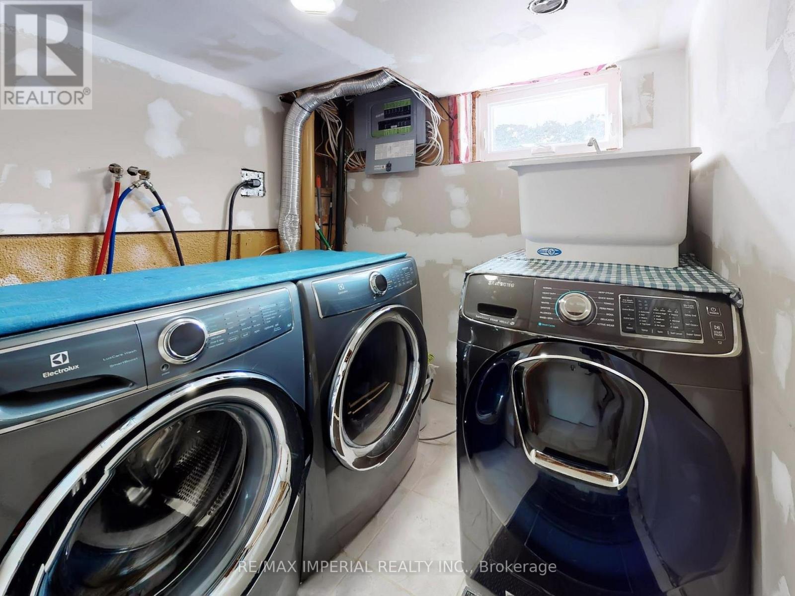 35 Waddington Crescent, Toronto, Ontario  M2J 2Z9 - Photo 35 - C12748334