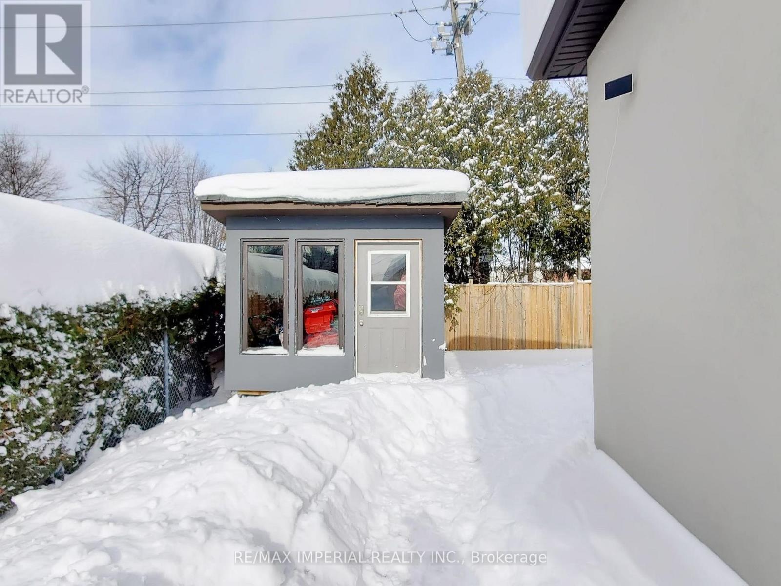 35 Waddington Crescent, Toronto, Ontario  M2J 2Z9 - Photo 39 - C12748334