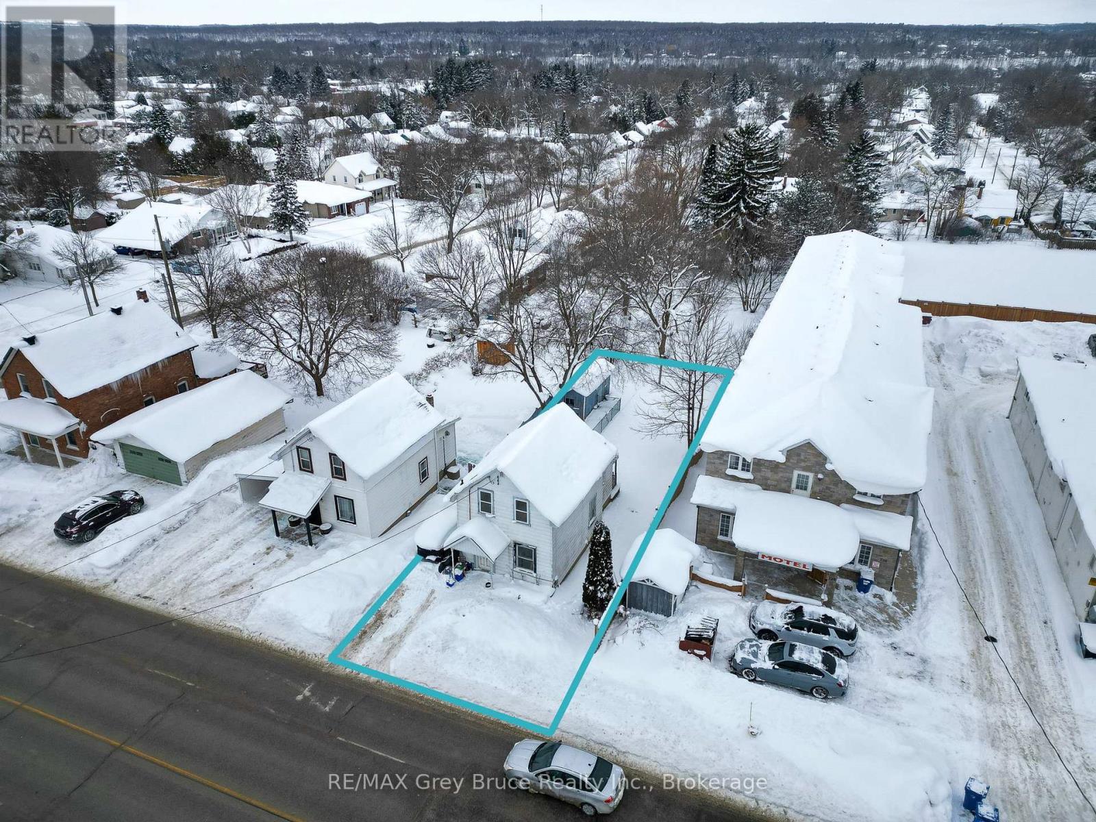 722 9th Avenue E, Owen Sound, Ontario  N4K 3E5 - Photo 12 - X12747608