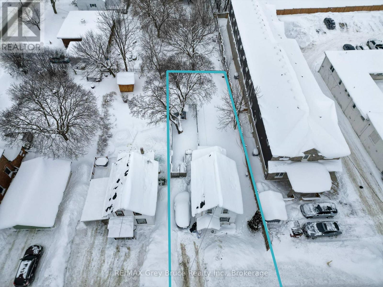 722 9th Avenue E, Owen Sound, Ontario  N4K 3E5 - Photo 11 - X12747608