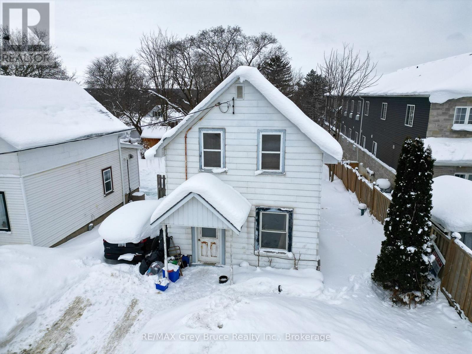 722 9TH AVENUE E, owen sound, Ontario