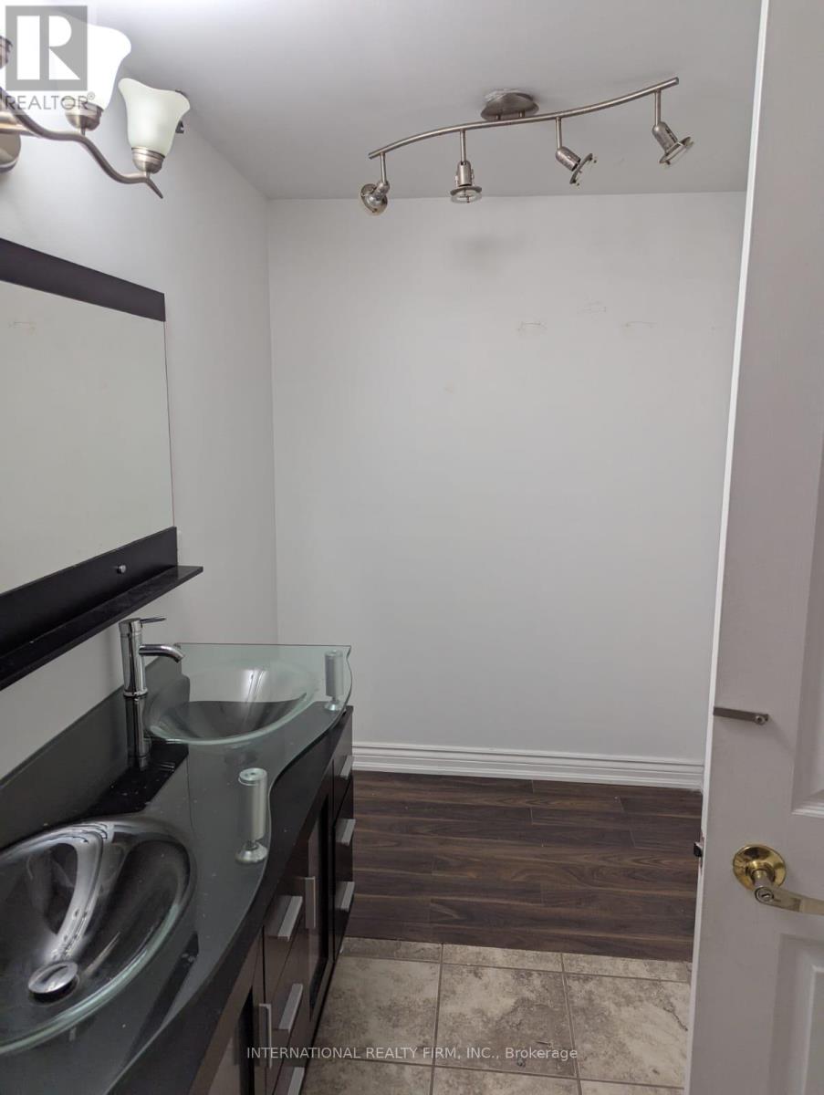 28 Hettersley Drive N, Ajax, Ontario  L1T 1P2 - Photo 16 - E12748136