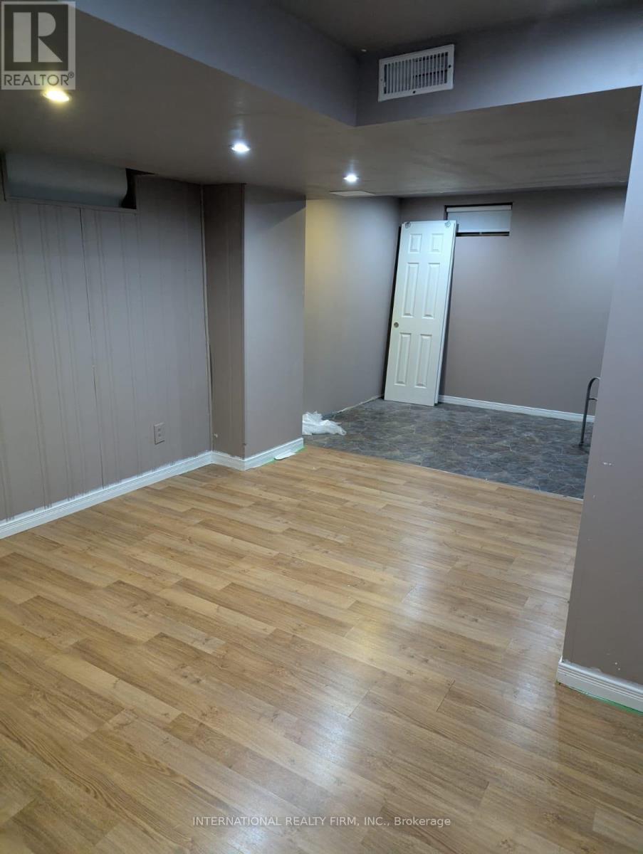 28 Hettersley Drive N, Ajax, Ontario  L1T 1P2 - Photo 6 - E12748136