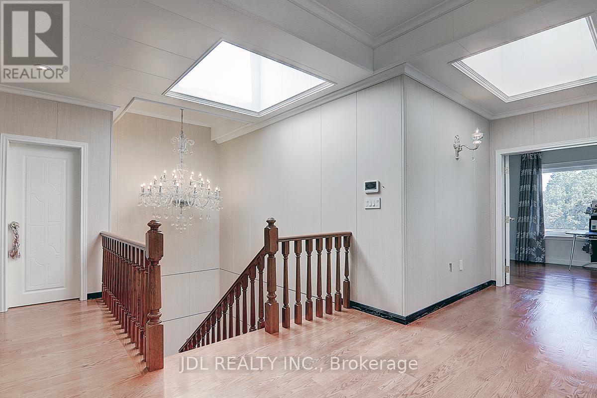 80 Broomfield Drive, Toronto, Ontario  M1S 2W1 - Photo 17 - E12748234