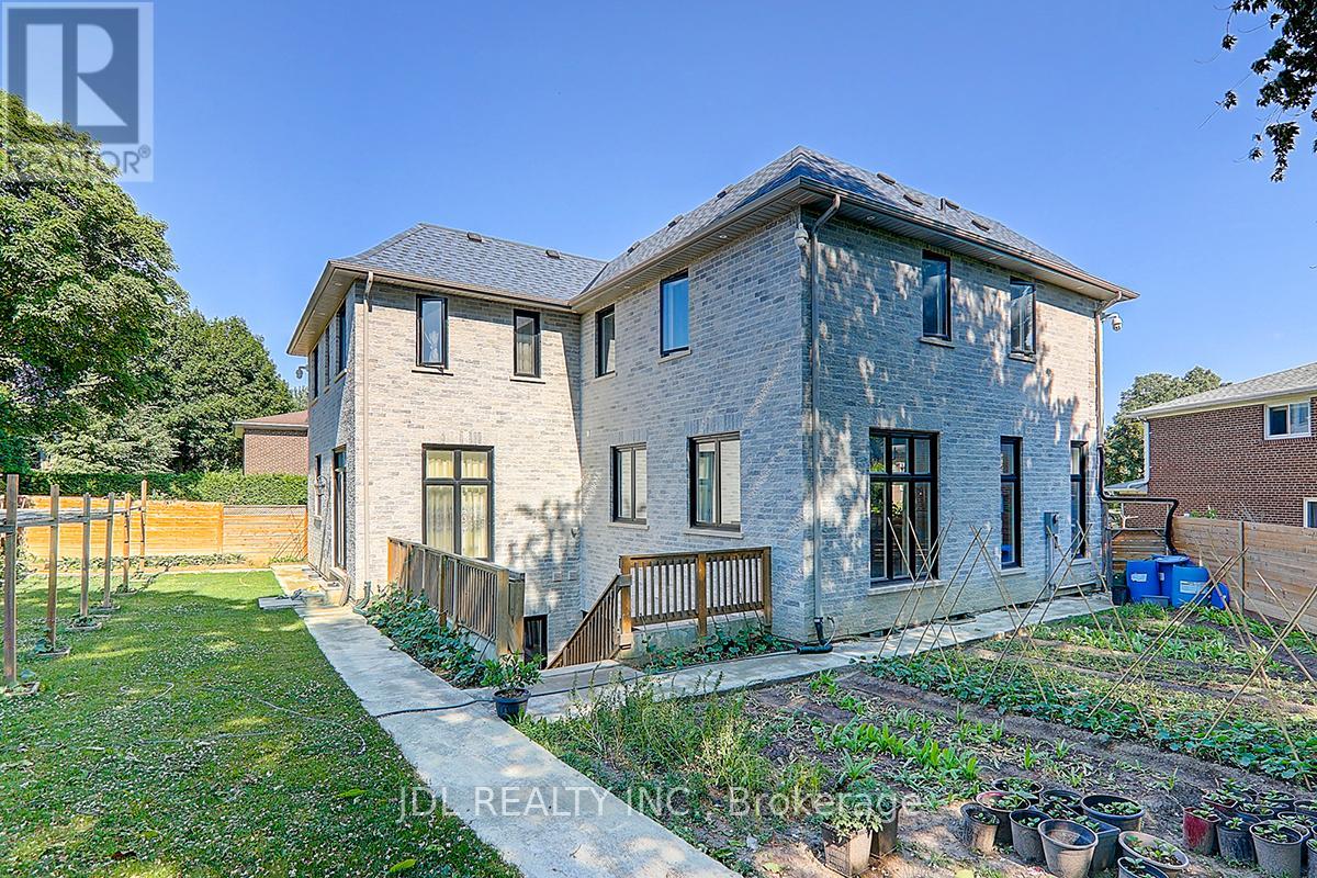 80 Broomfield Drive, Toronto, Ontario  M1S 2W1 - Photo 34 - E12748234