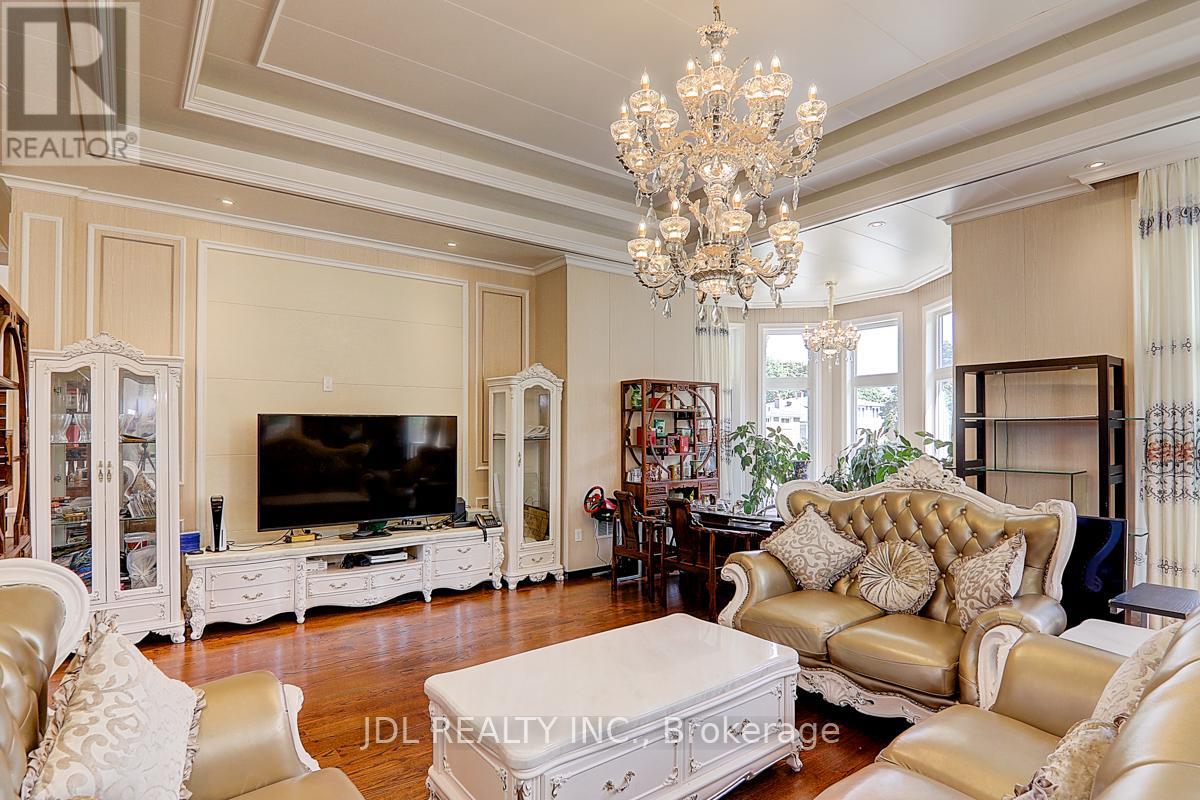 80 Broomfield Drive, Toronto, Ontario  M1S 2W1 - Photo 4 - E12748234