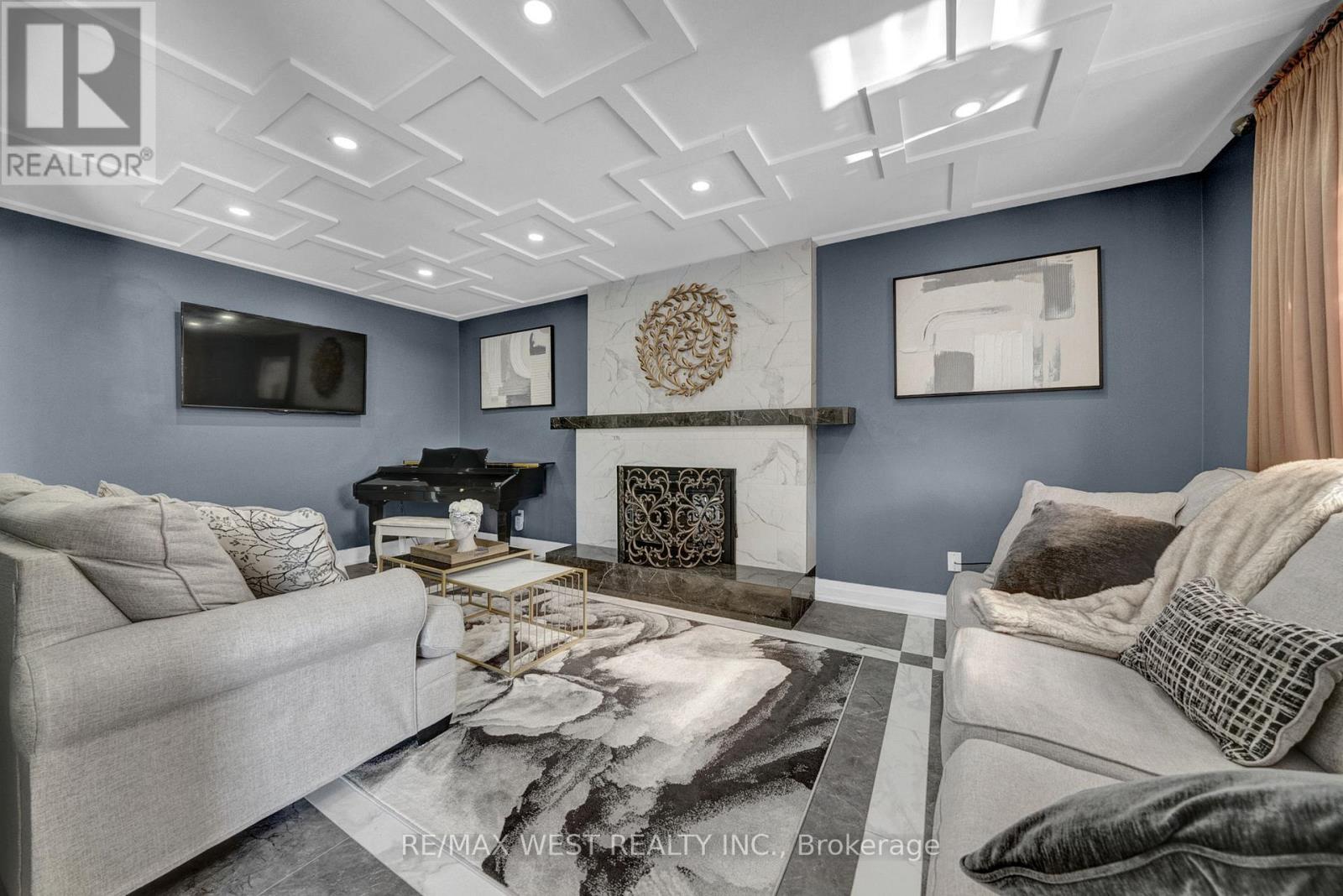 32 Falstaff Crescent, Whitby, Ontario  L1R 1W3 - Photo 15 - E12748286