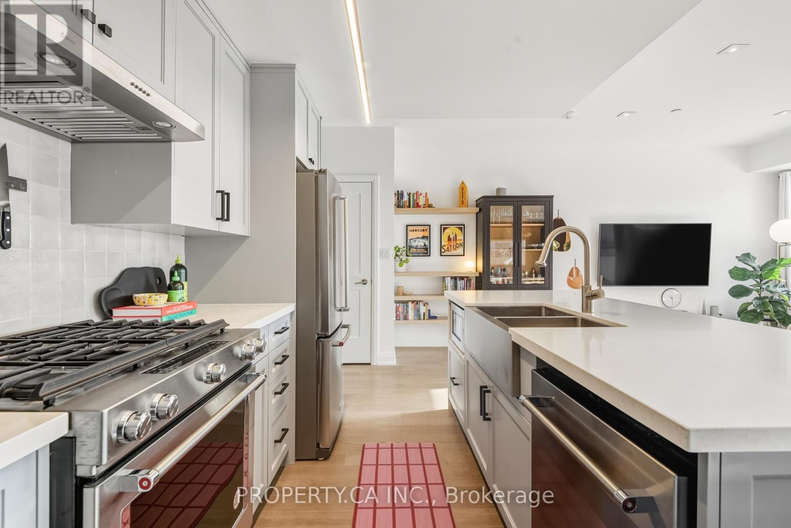 Th3 - 100 Coxwell Avenue, Toronto, Ontario  M4L 0B5 - Photo 7 - E12748296