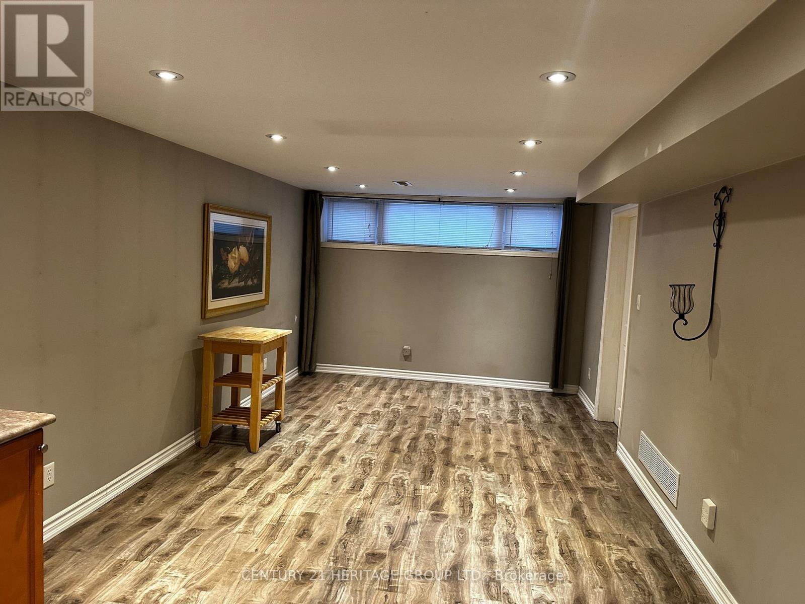 Basement - 910 Mccullough Drive, Whitby (Downtown Whitby), Ontario  L1N 1C6 - Photo 5 - E12748310