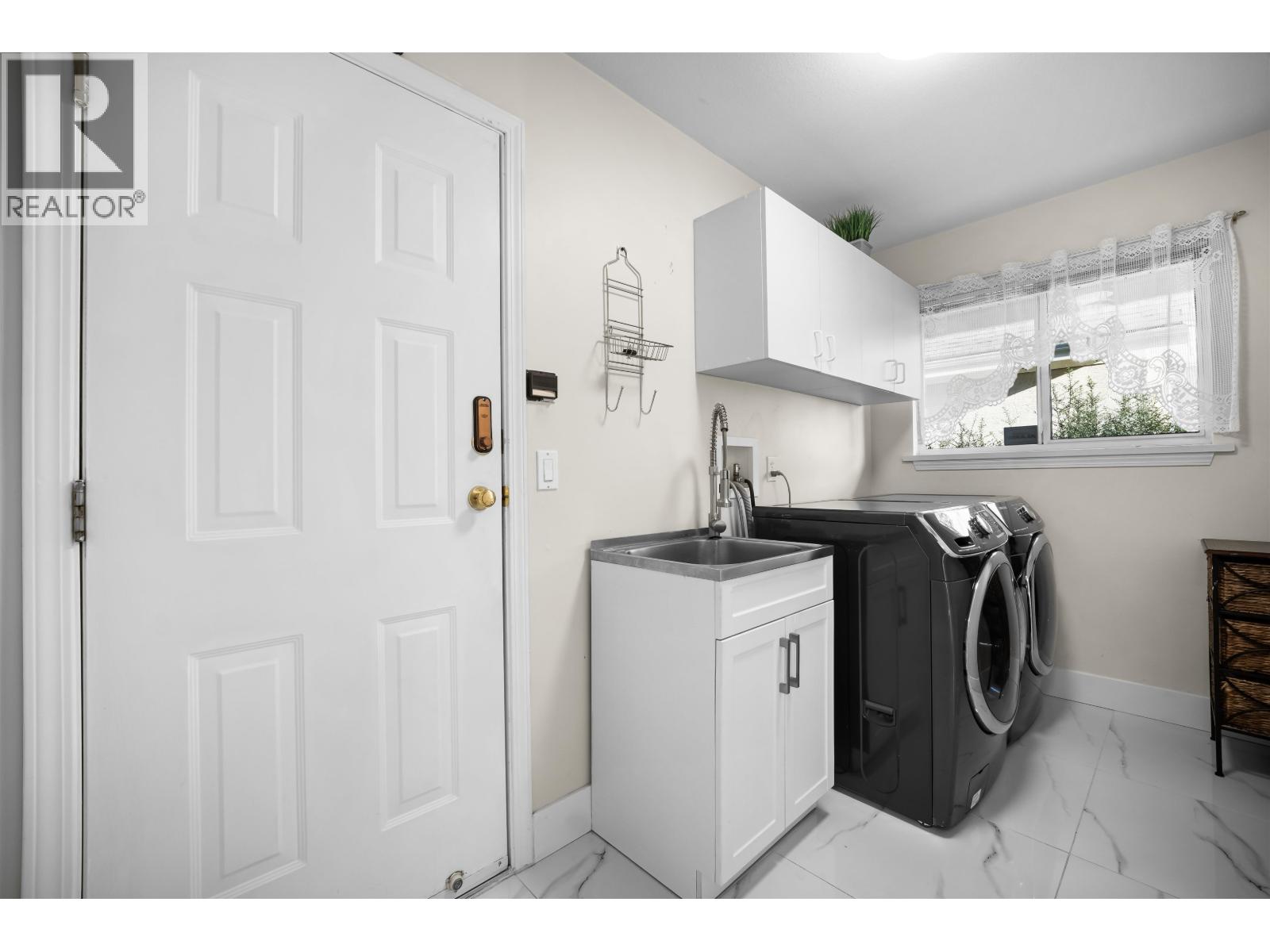 2622 Sandstone Crescent, Coquitlam, British Columbia  V3E 2T8 - Photo 25 - R3085221