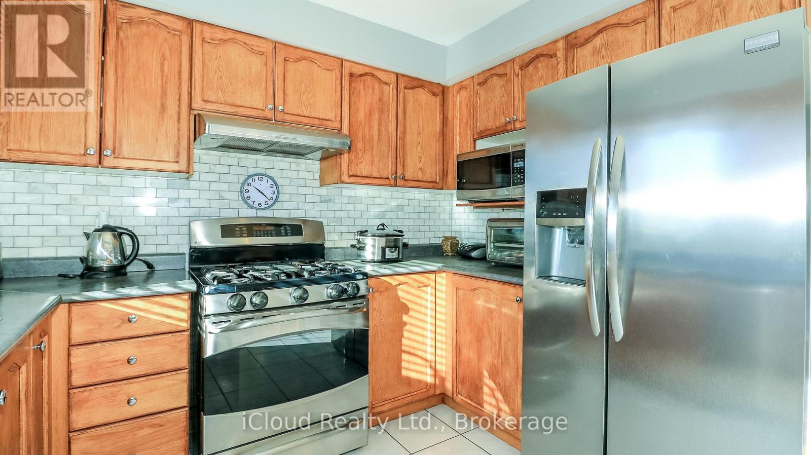 9 Timothy Lane S, Barrie, Ontario  L4N 0Z7 - Photo 15 - S12742436