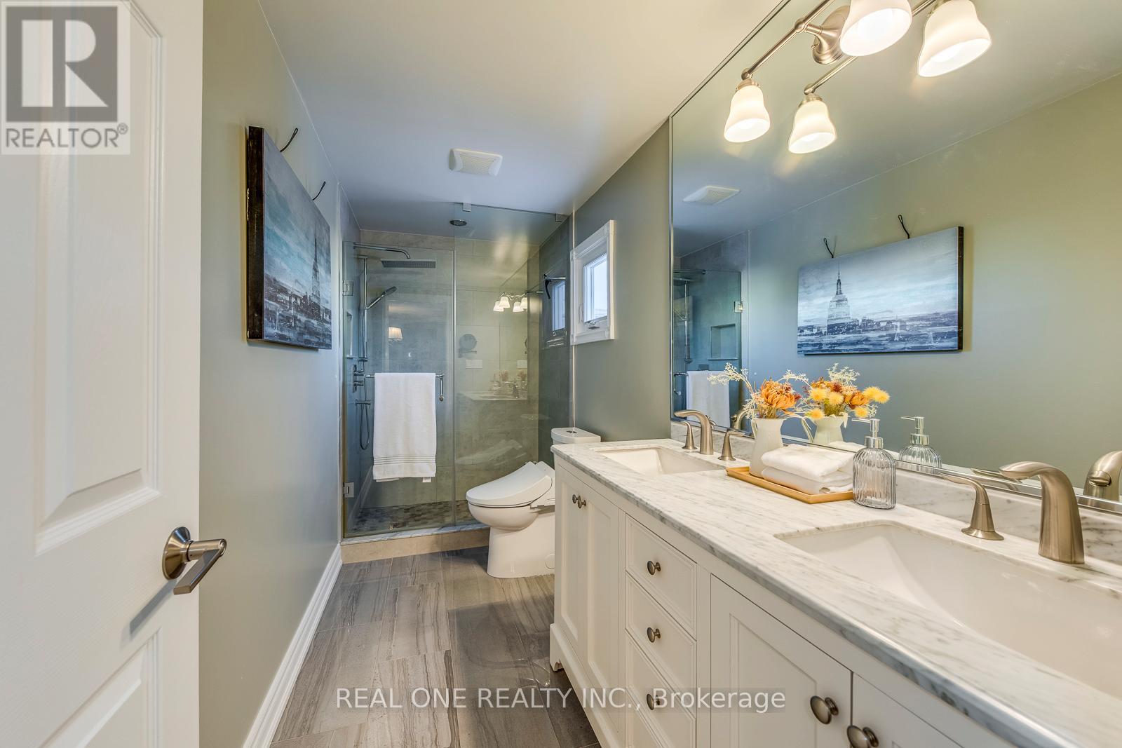 343 Northwood Drive, Oakville, Ontario  L6M 1M8 - Photo 34 - W12747780