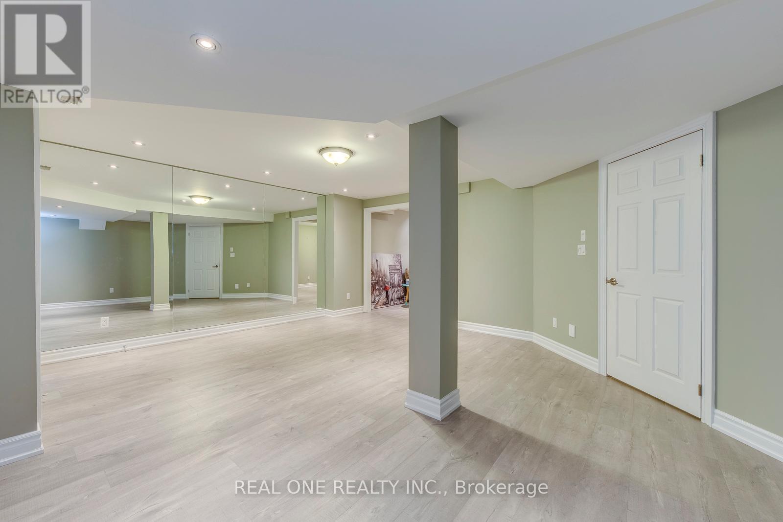 343 Northwood Drive, Oakville, Ontario  L6M 1M8 - Photo 41 - W12747780