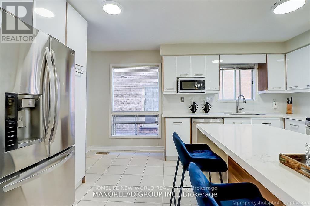 25 Forbes Crescent, Markham, Ontario  L3R 6S3 - Photo 10 - N12748244