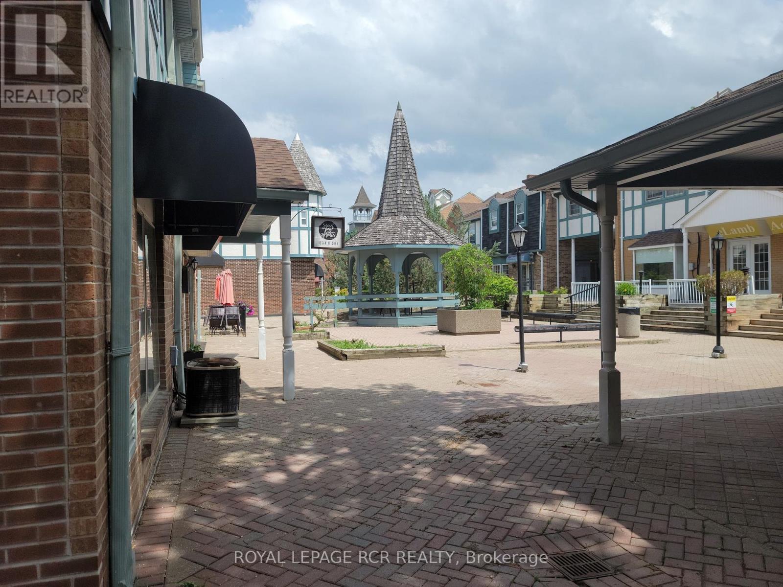 224 - 2 Orchard Heights, Aurora, Ontario  L4G 3W3 - Photo 17 - N12748256