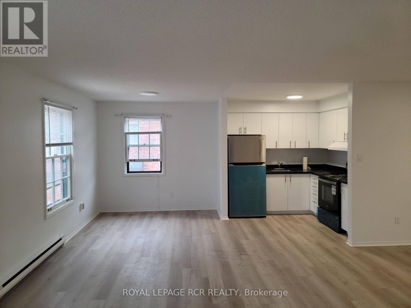 224 - 2 Orchard Heights, Aurora, Ontario  L4G 3W3 - Photo 2 - N12748256